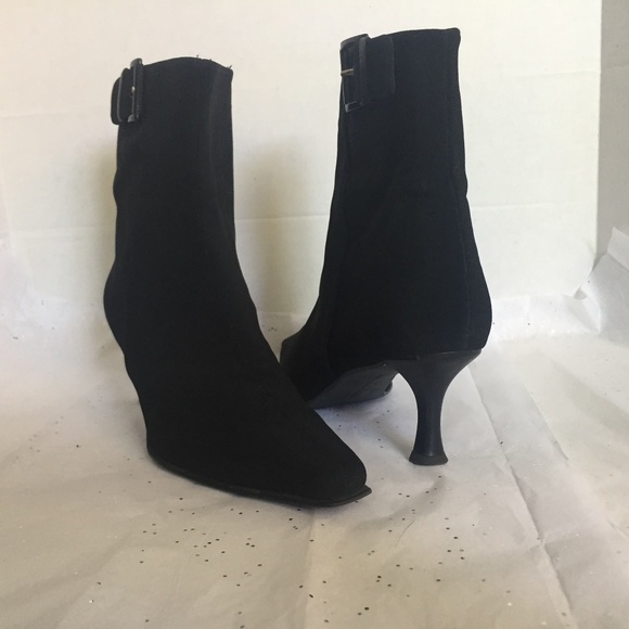 Stuart Weitzman Black Gortex Ankle Boot EUC! 10M - Picture 15 of 15